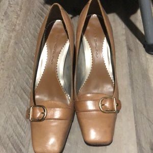 Bandolino Brown Leather heels Size 8